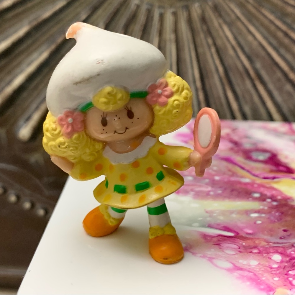 Vintage Strawberry Shortcake Lemon Meringue PVC Miniature Figure